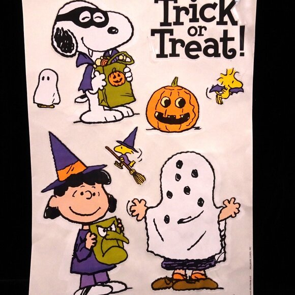 2012 Hallmark Peanuts Great Pumpkin Restick Window Stickers Woodstock Snoopy Boo - Picture 2 of 6